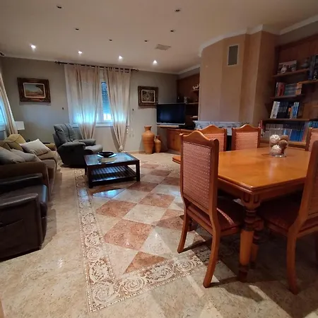 Sant Carles De La Rapita Holiday home *